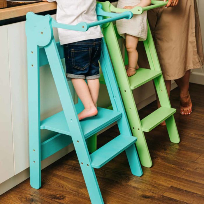 Torre de aprendizaje plegable Montessori family colores